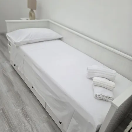 Lupiae Retreat Prázdninový dům